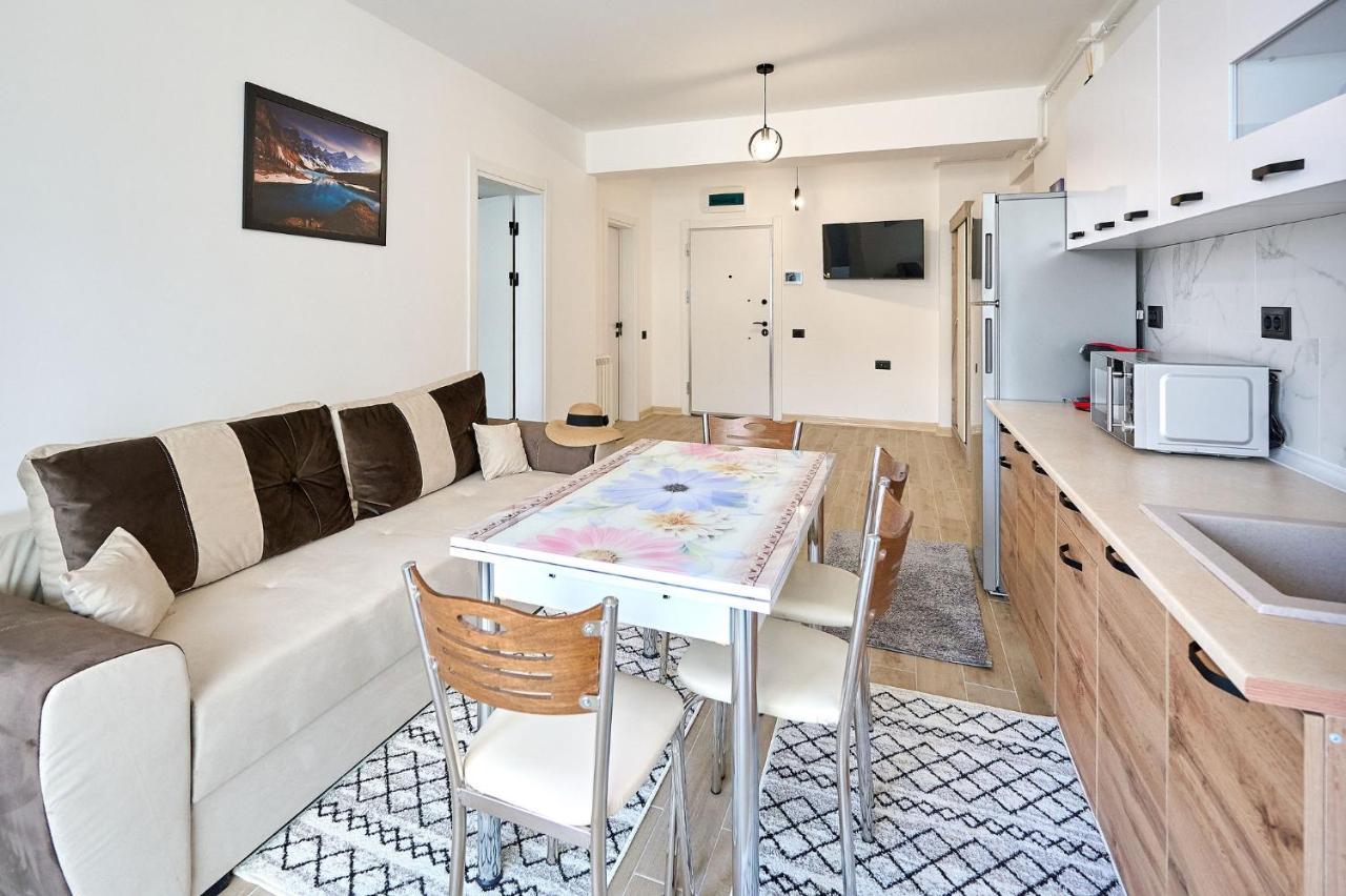 Retro Apartment In Infinity Beach Resort Mamaja Zewnętrze zdjęcie
